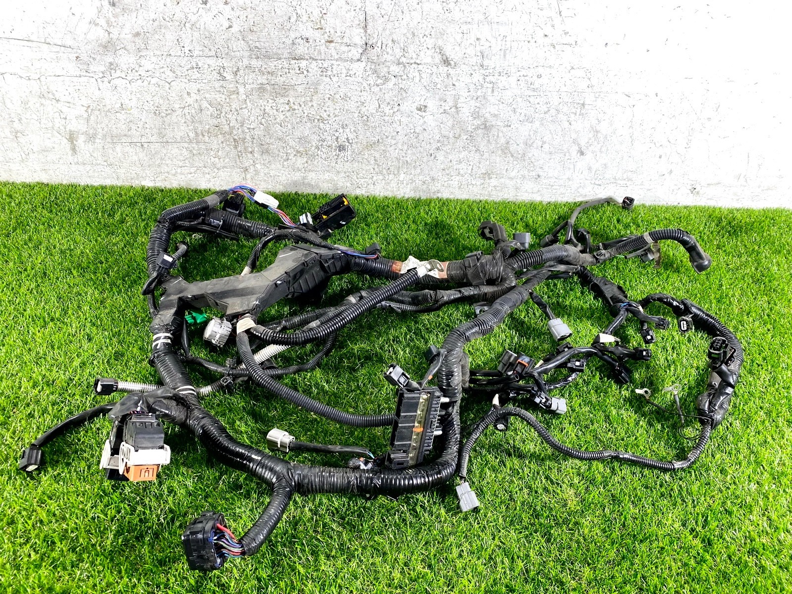 21-25 NISSAN KICKS FWD 1.6L ENGINE MOTOR WIRE WIRING HARNESS OEM