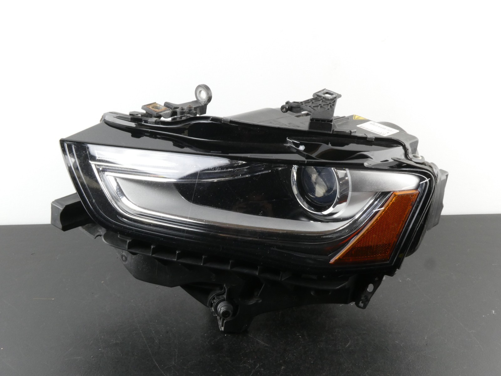 Complete 2013-2016 Audi A4 S4 Headlight Left Driver Side Xenon HID Non AFS OEM
