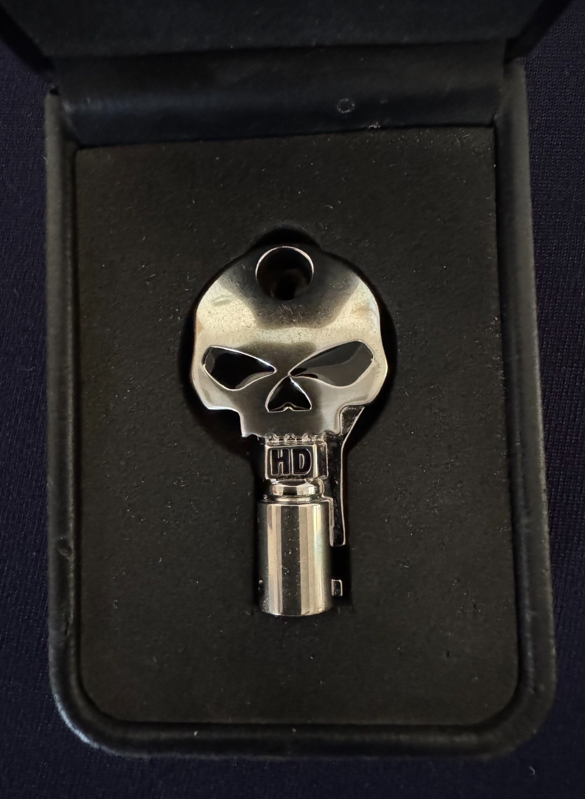 Harley-Davidson 71040-04 Willie G Skull Barrell Key Blank (Box R)