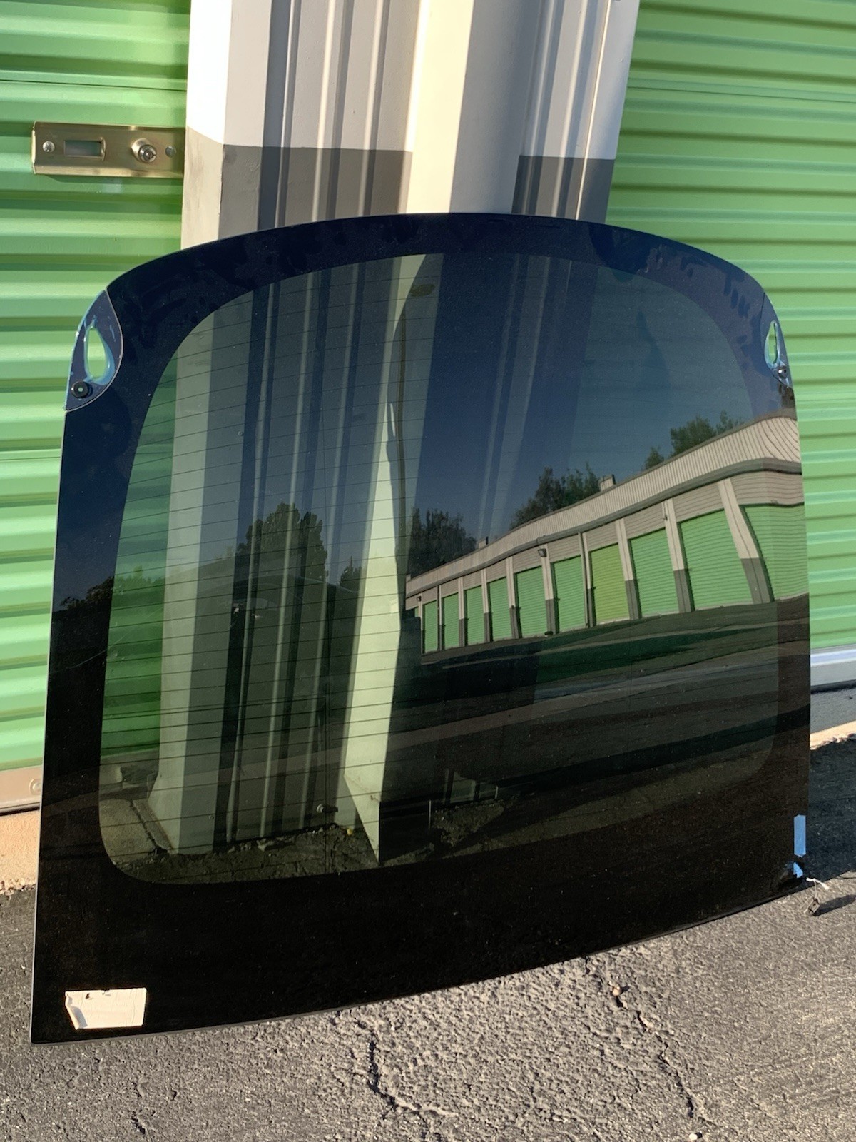 OEM 2016-2021 Tesla Model X Rear windshield auto glass heated 1075024-01-E OEM 2016-2021 Tesla Model X Rear windshield auto glass heated 1075024-01-E