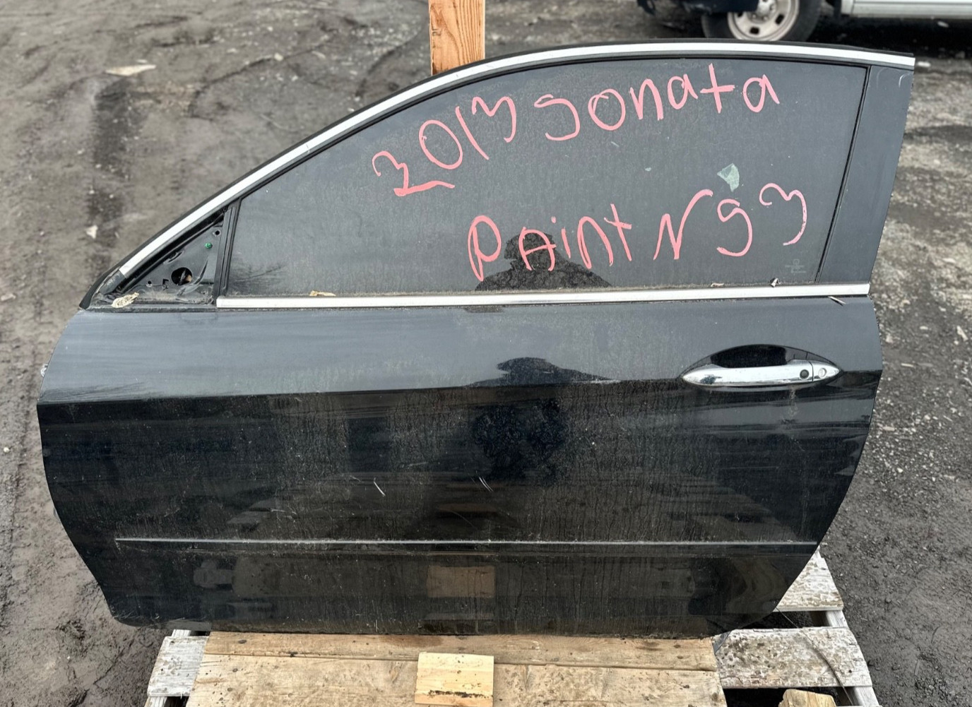2011-2014 Hyundai Sonata FRONT LEFT Door Shell Paint: 93 2011-2014 Hyundai Sonata FRONT LEFT Door Shell Paint: 93