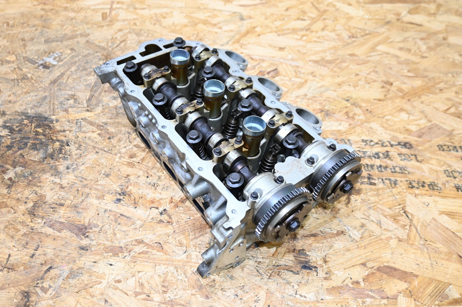 2011 Chevrolet Camaro 3.6L Front Right Passenger Cylinder Head Assembly OEM 67k