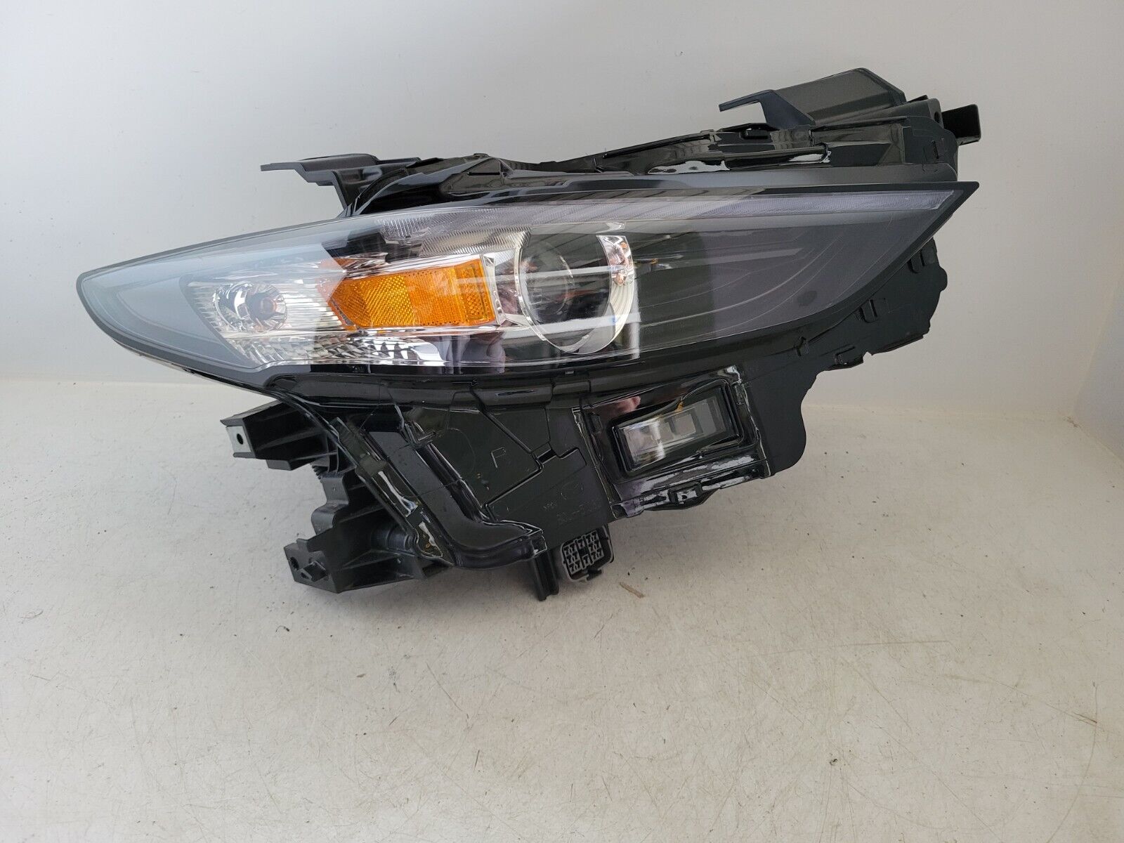 MINT 2019-2023 Mazda 3 Right Passenger Side Non-AFS LED Headlight OEM