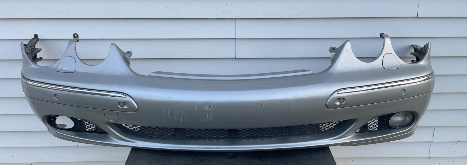 W215 Mercedes CL500 600 CL55 AMG Front Bumper Complete Original Sensors+Inserts W215 Mercedes CL500 600 CL55 AMG Front Bumper Complete Original Sensors+Inserts