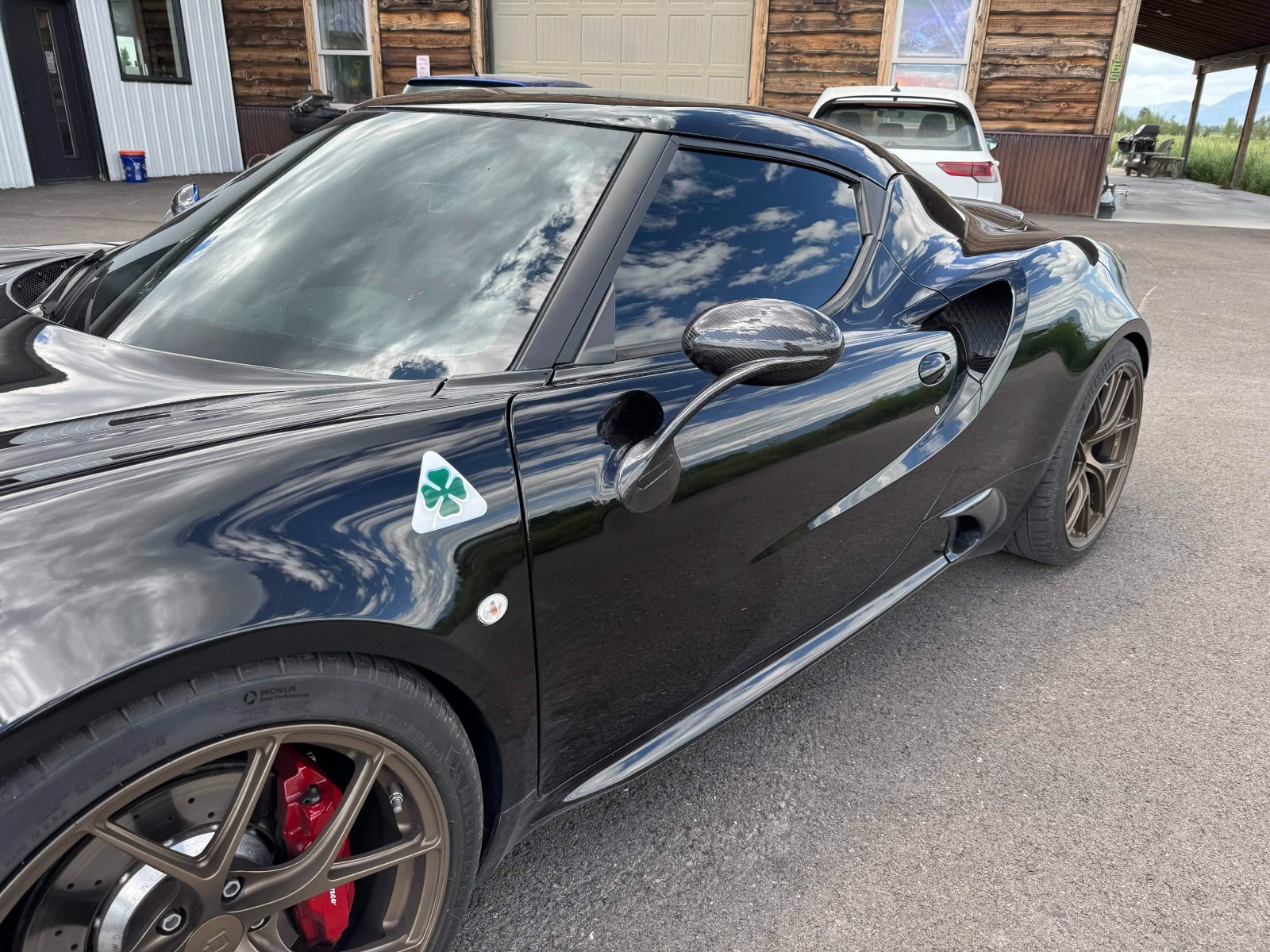 Beau's Alfa Romeo 4C Carbon mirrors