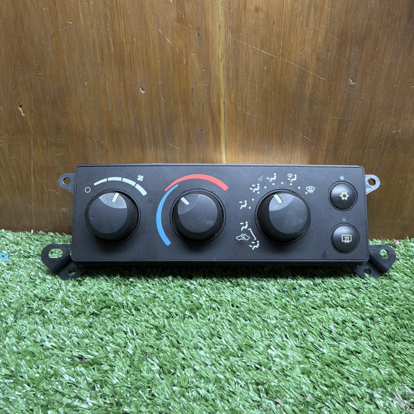 06 07 08 Dodge Ram A/C Temperature Climate Control Switch Module 55057079AB💥