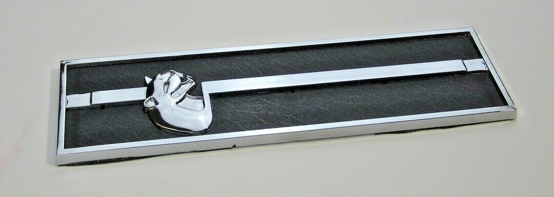 DETOMASO PANTERA NEW CORRECT PRODUCTION RADIO FACE PLATE COVER DETOMASO PANTERA NEW CORRECT PRODUCTION RADIO FACE PLATE COVER