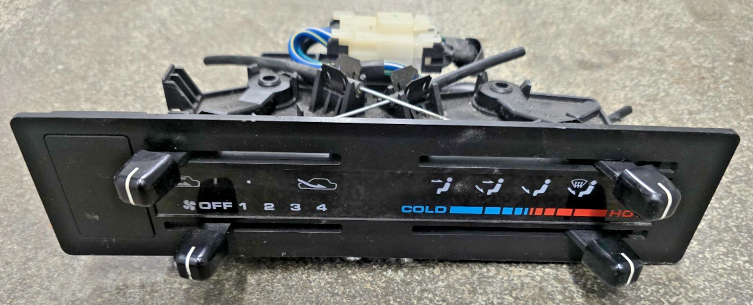 1986-1993 NISSAN PICKUP AC HEAT CLIMATE TEMPERATURE CONTROL OEM