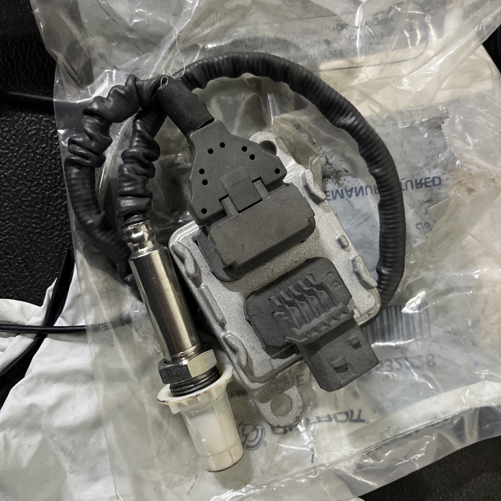 Detroit Diesel NOx Sensor