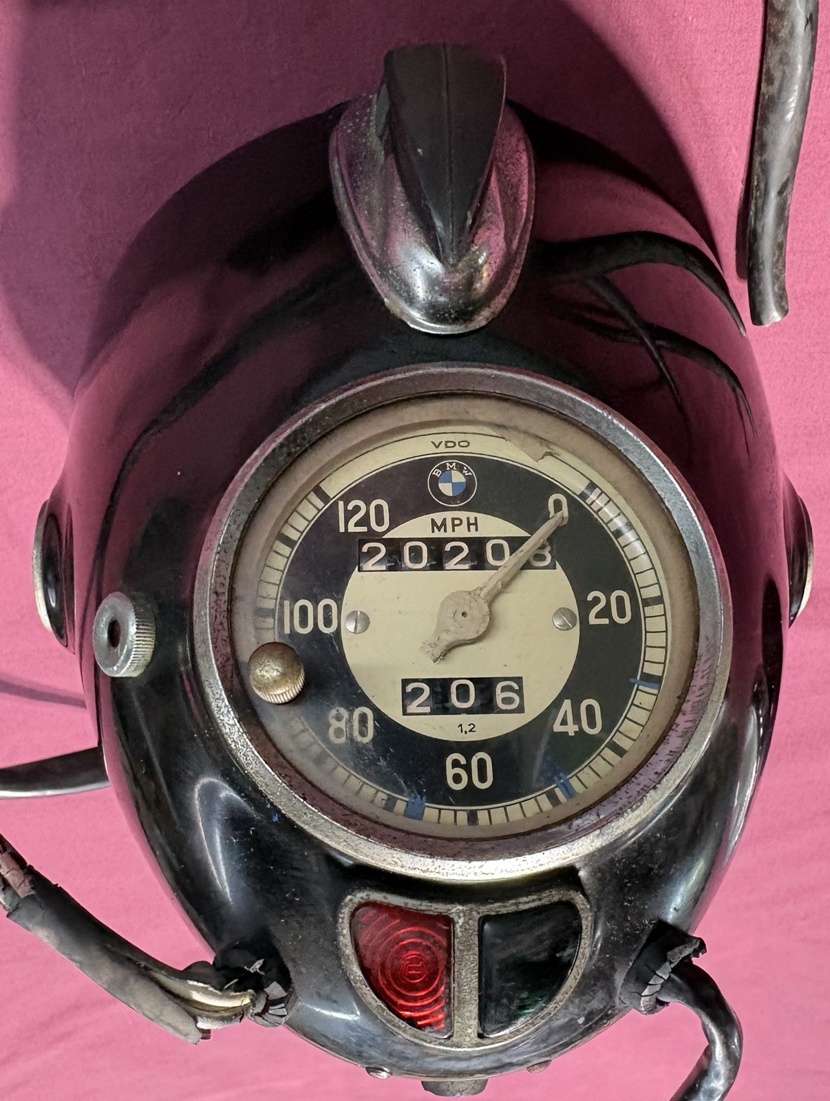 BMW Motorcycle R60/2 head lamp, speedometer, lens, & key switch **RARE** BMW Motorcycle R60/2 head lamp, speedometer, lens, & key switch **RARE**