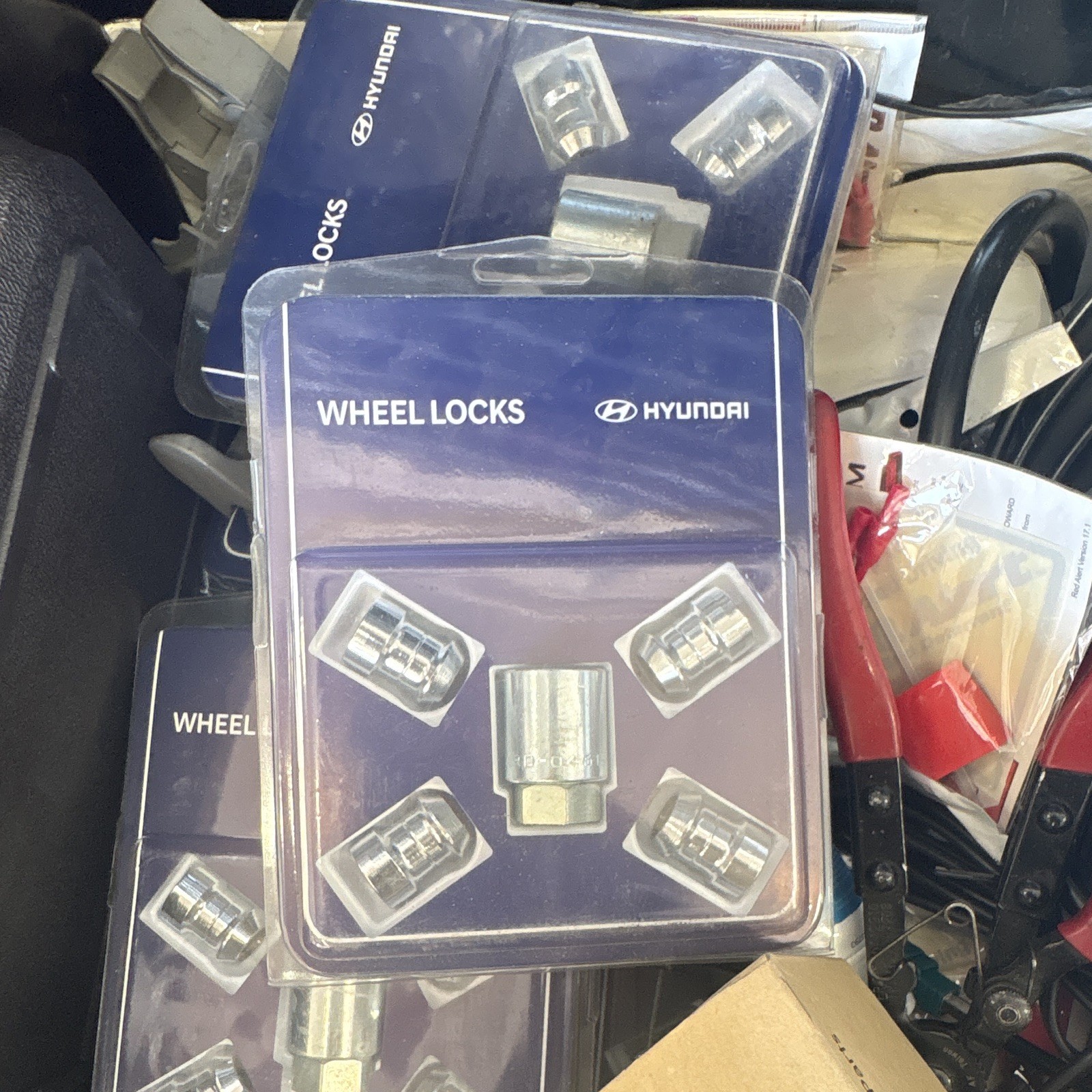 OEM Hyundai Wheel Lock Set