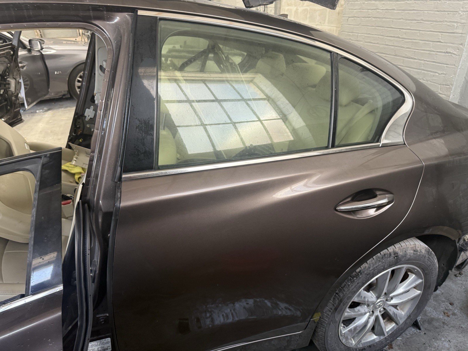 14-20 INFINITI Q50 REAR LEFT DRIVER EXTERIOR DOOR SHELL BROWN