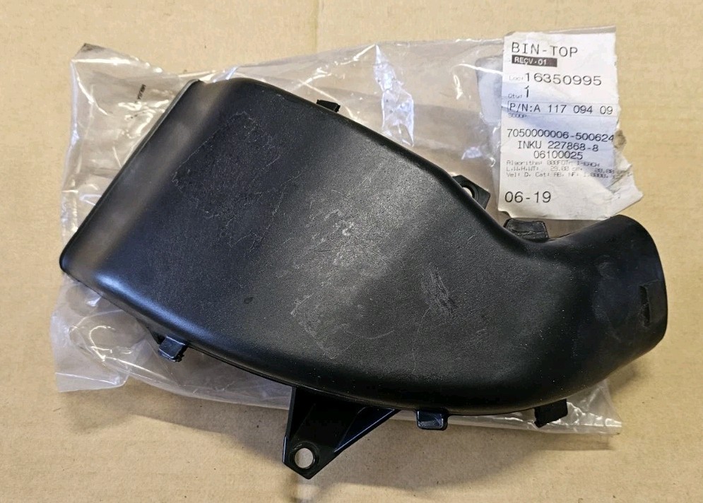 NOS 1986 1991 Mercedes 560sel LH Air Intake Duct Tube 117-094-09-11 / OEM NOS 1986 1991 Mercedes 560sel LH Air Intake Duct Tube 117-094-09-11 / OEM