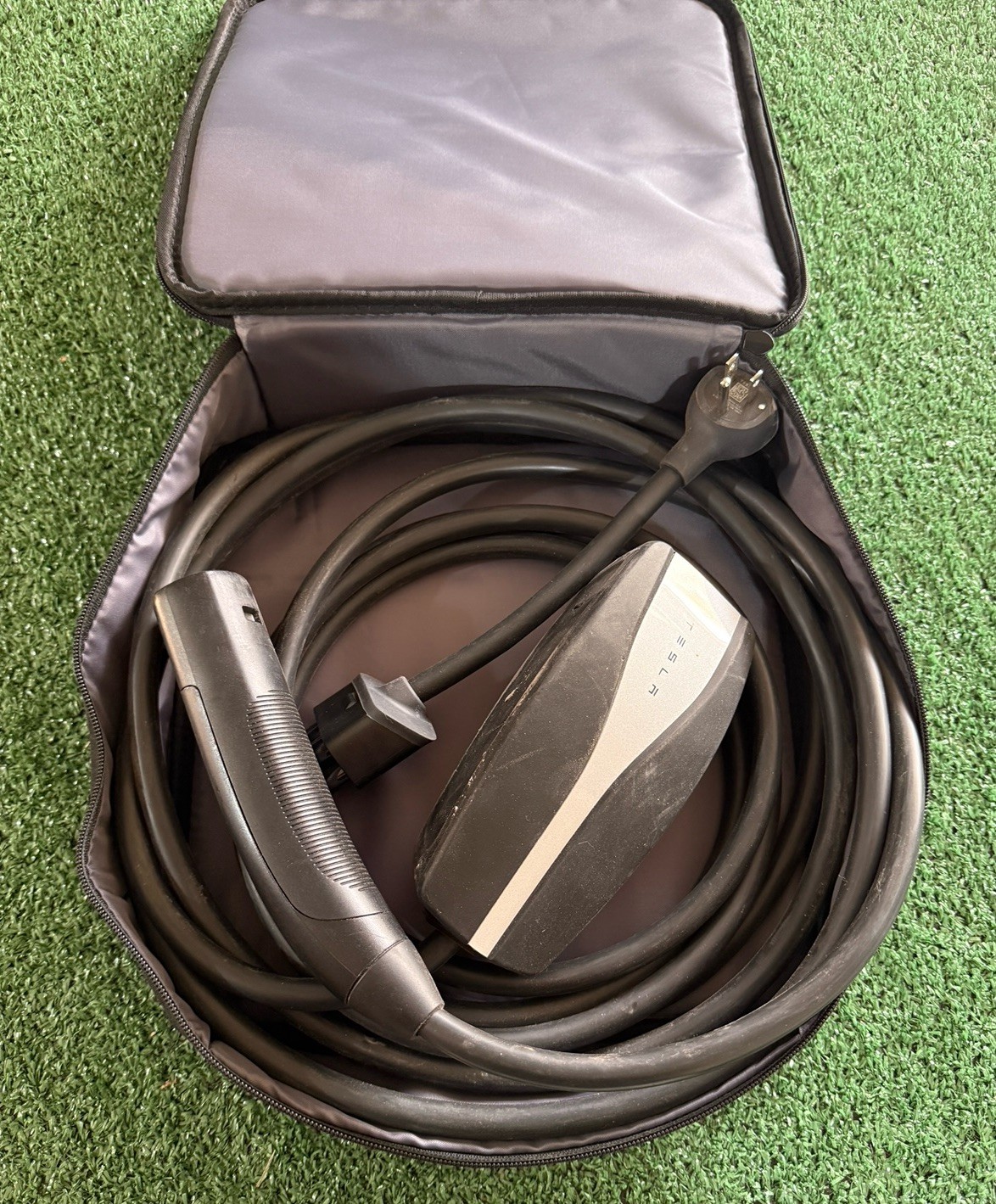 OEM Tesla Charging Cable Gen 1 Model S 3 X Y Mobile Home Charge Parts Only OEM Tesla Charging Cable Gen 1 Model S 3 X Y Mobile Home Charge Parts Only