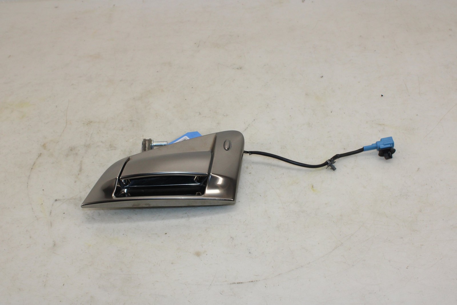 2018-2020 Nissan 370Z Right Exterior Door Handle OEM SQ10