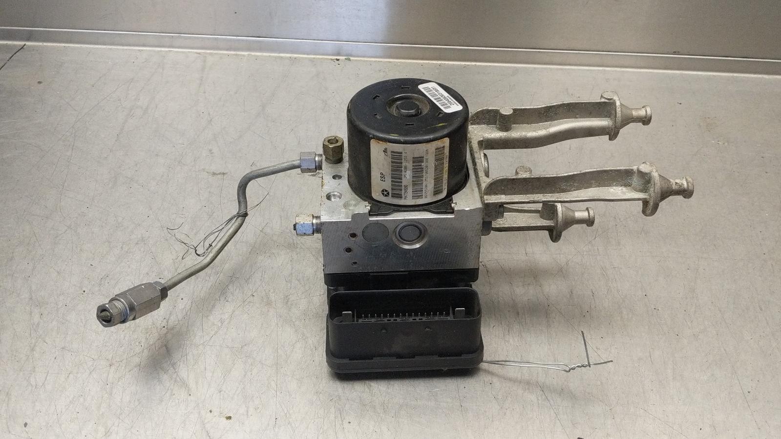 2008-2010 Dodge Charger Challenger OEM ABS Pump Control Module 04779492AD