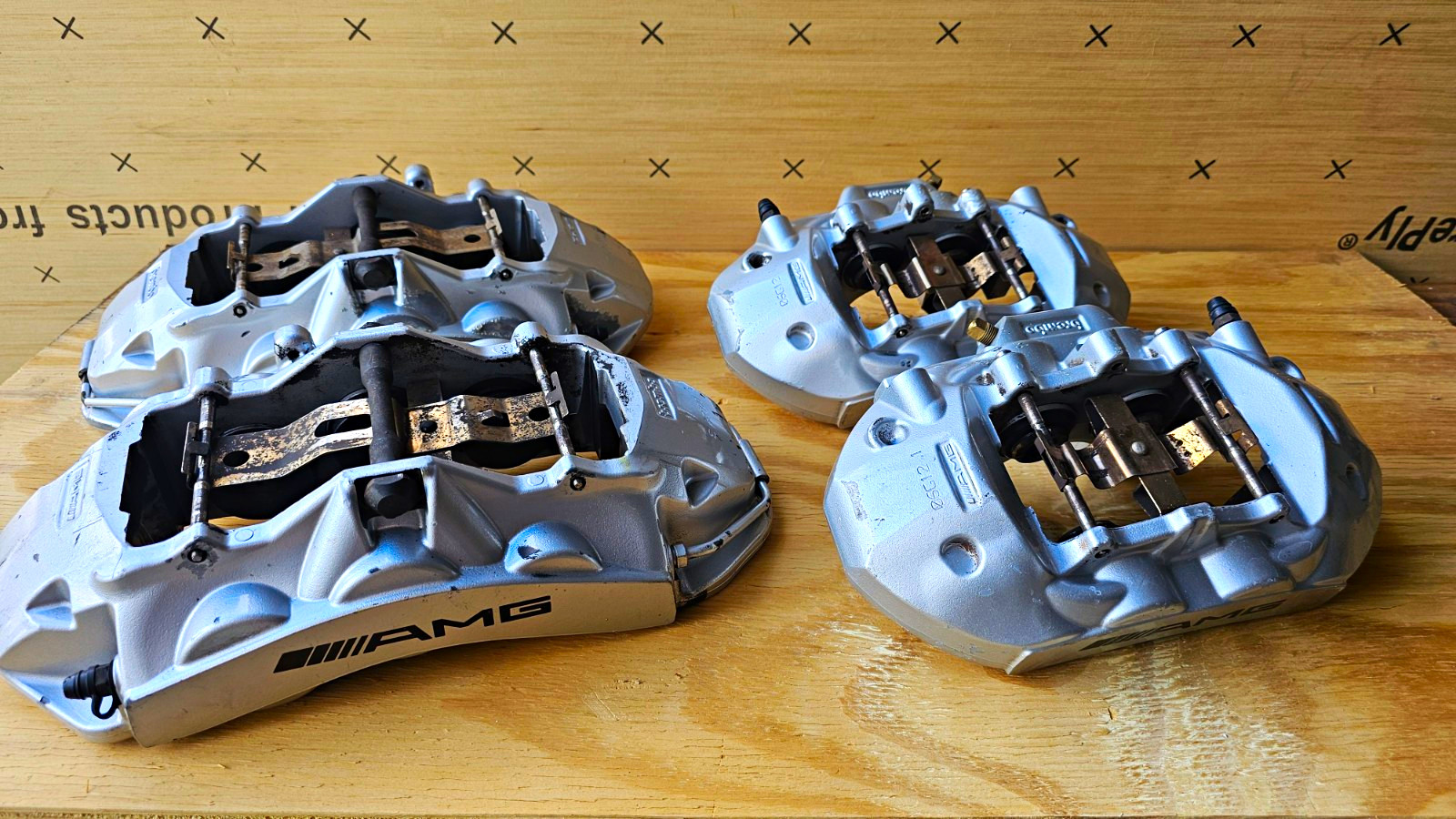 07-09 Mercedes W211 E63 Amg Calipers With Brackets