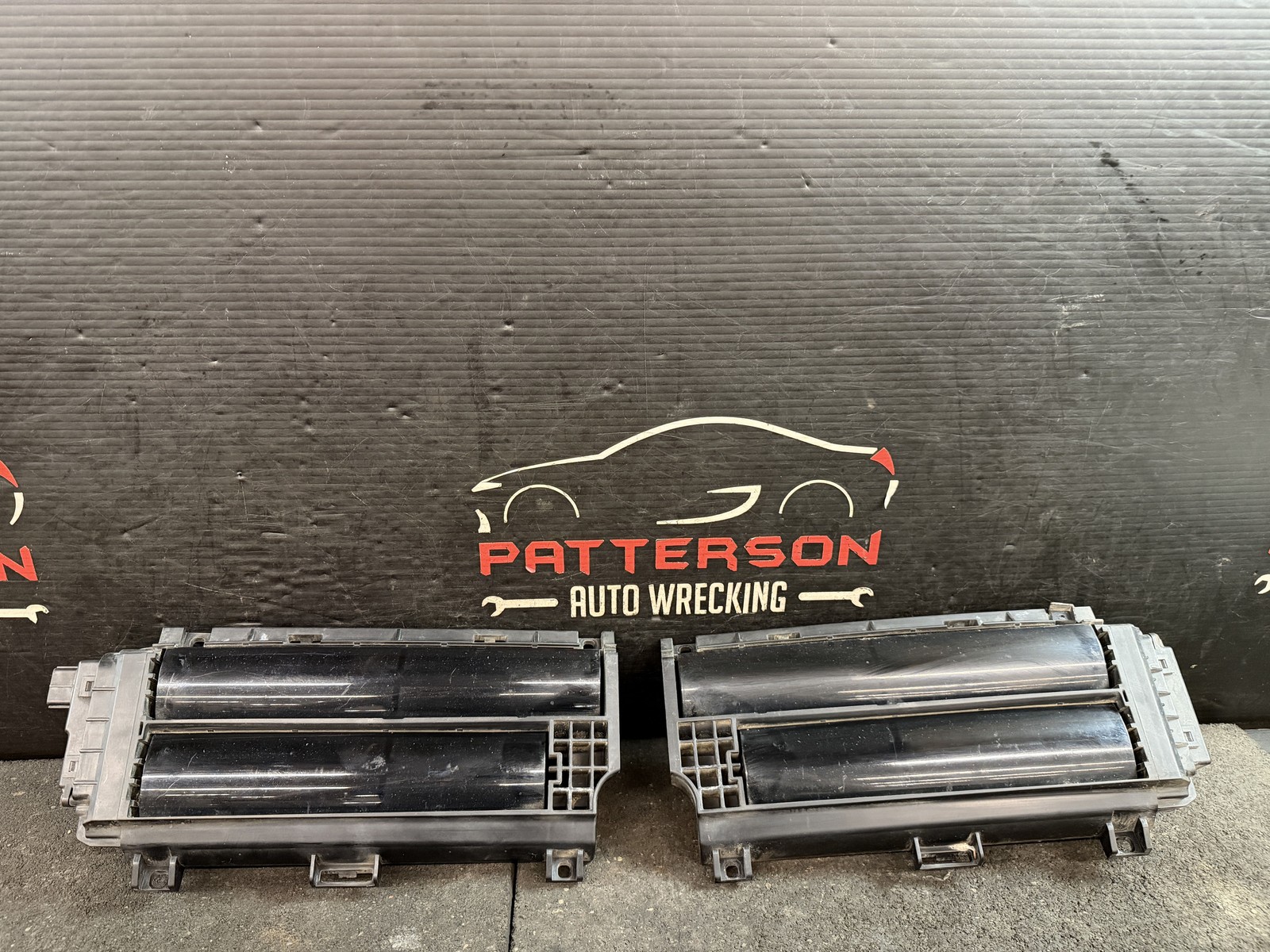 17-19 Hyundai Ioniq Front Active Air Shutter