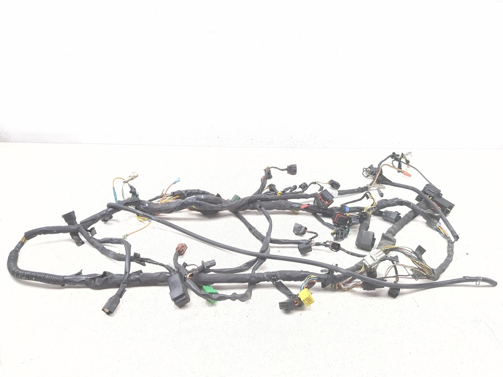 01-03 Suzuki GSXR 600 750 Inner Main Wiring Harness