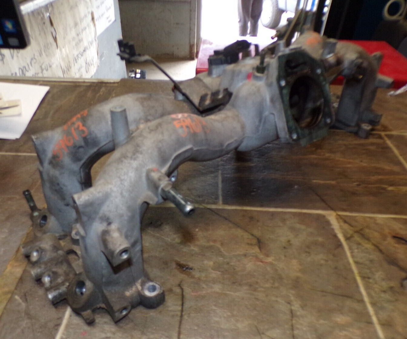 2002 SUBARU LEGACY 2.5L INTAKE MANIFOLD OEM