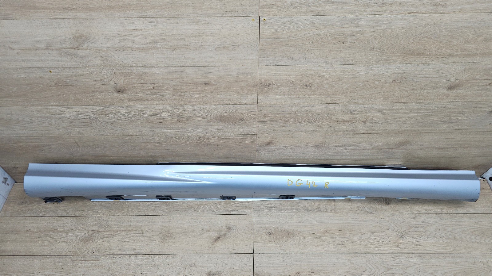07-14 Mercedes C216 CL550 AMG Right Side Skirt Rocker Panel Molding Silver 9775