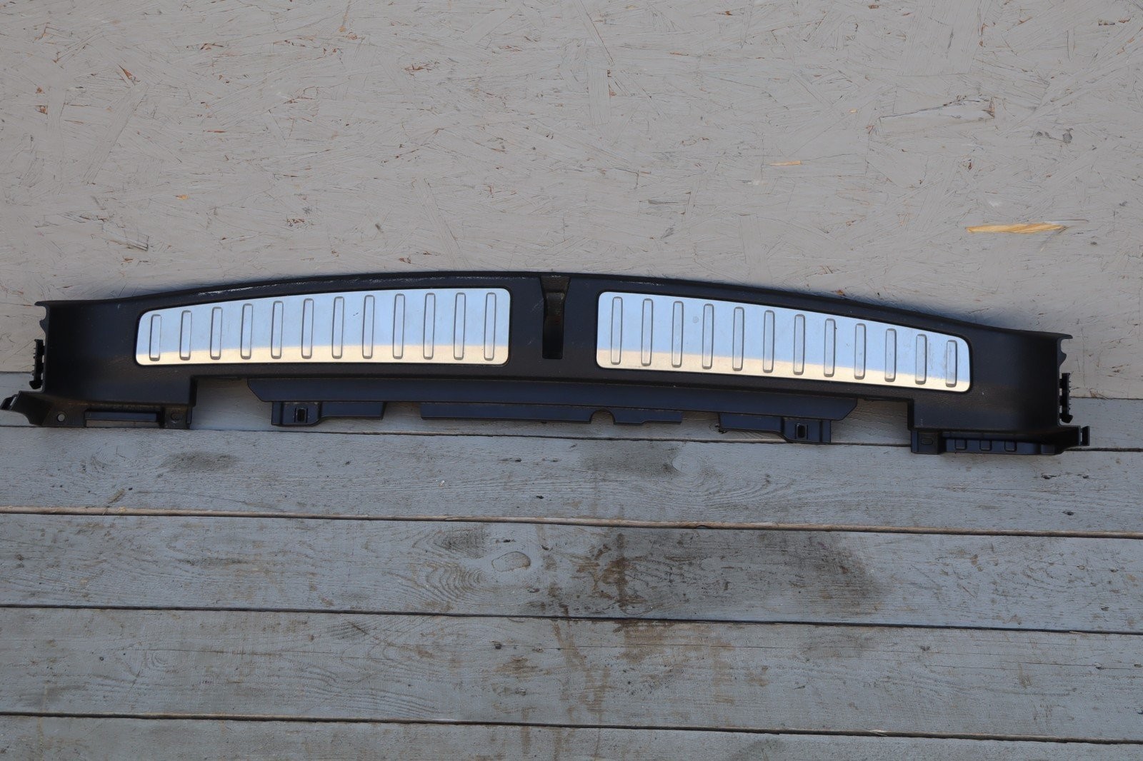 2011-2014 BMW F25 X3 Rear Trunk Liftgate Sill Scuff Plate Panel 9175133 OEM