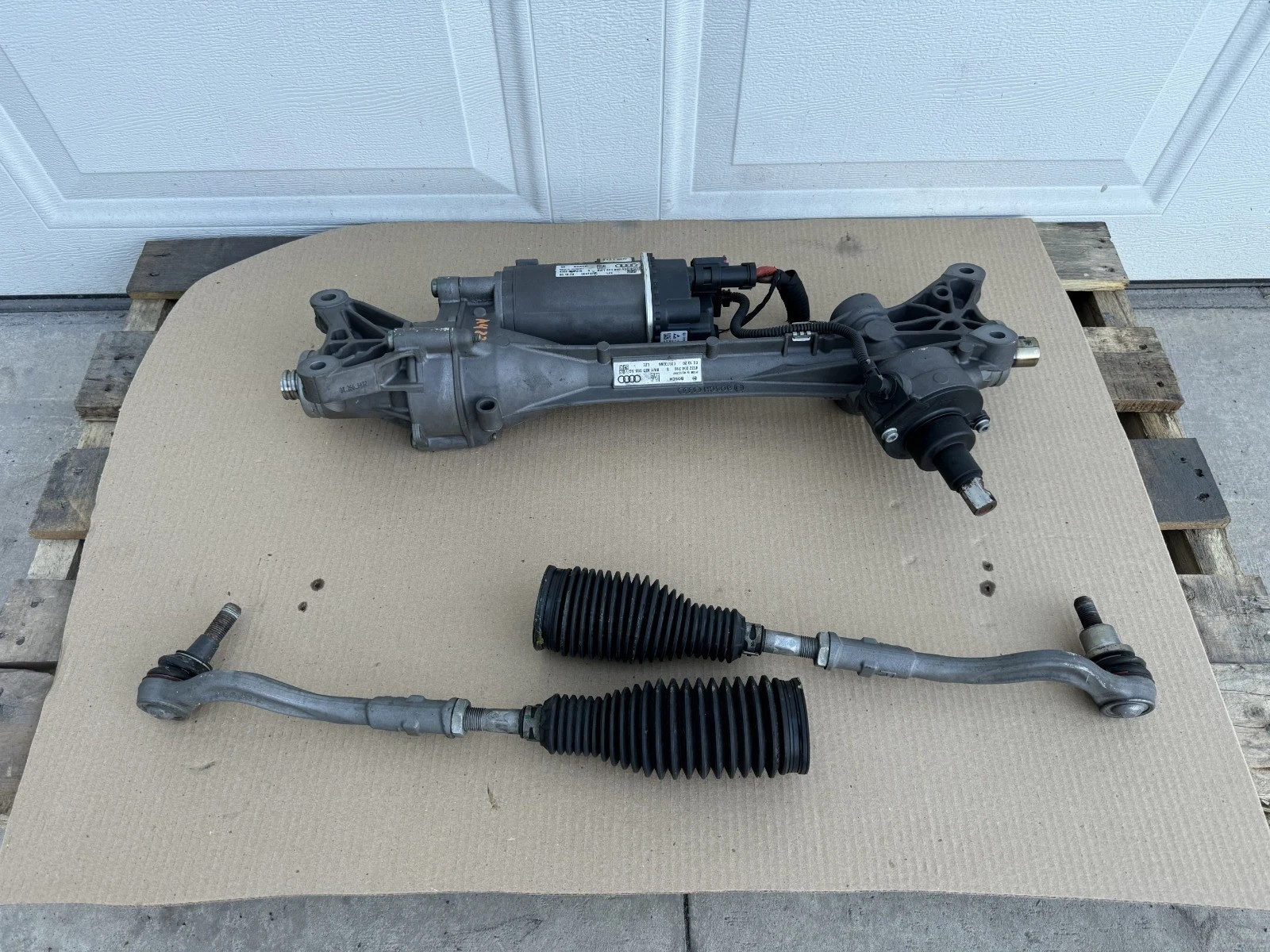 17-24 Audi A4 A5 S4 S5 Power Steering Rack And Pinion Assembly OEM 8W1423055 AG 17-24 Audi A4 A5 S4 S5 Power Steering Rack And Pinion Assembly OEM 8W1423055 AG
