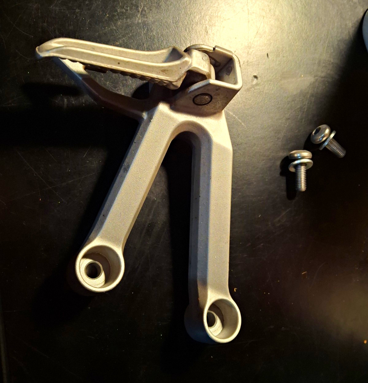 2003 - 2007 SUZUKI SV650 REAR FOOT PEG LEFT