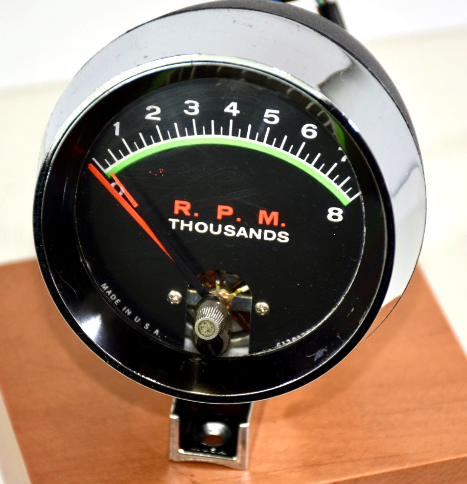 Vintage RAC Orange Green Line 8000 RPM Tachometer P/N 61301380 Column Mount