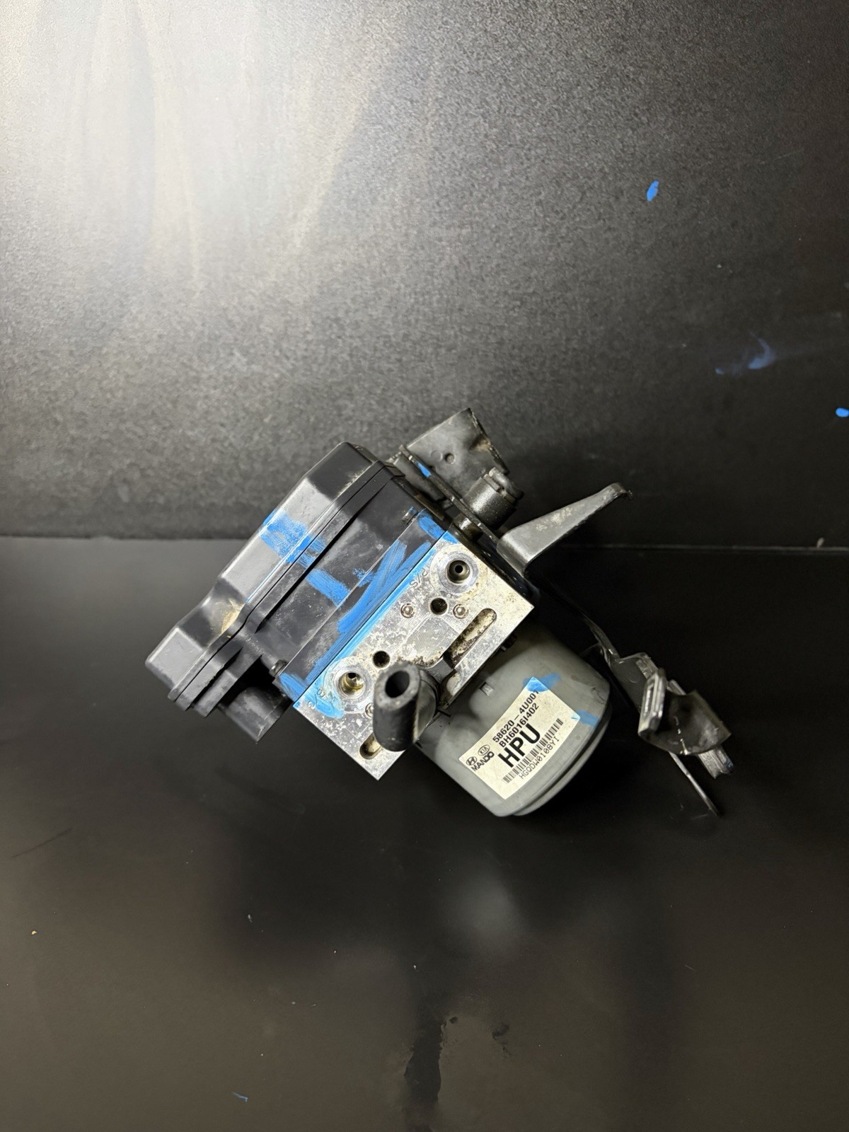 2011-2013 Kia Optima Hyundai Sonata Hybrid ABS Pump 58620-4U001 TESTED 2011-2013 Kia Optima Hyundai Sonata Hybrid ABS Pump 58620-4U001 TESTED