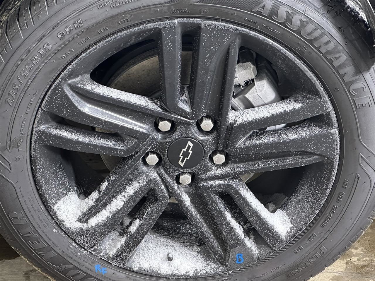 Wheel 18x7-1/2 Gloss Black Painted Opt Rsz Fits 24-26 TRAX 2728060