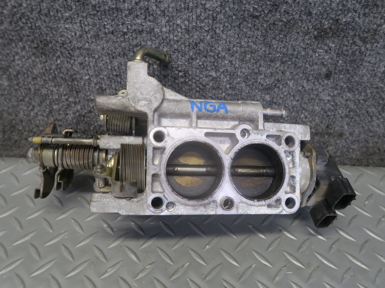 95-97 NISSAN GLORIA HY33 VQ30DET TURBO ENGINE THROTTLE BODY 60K MILES OEM
