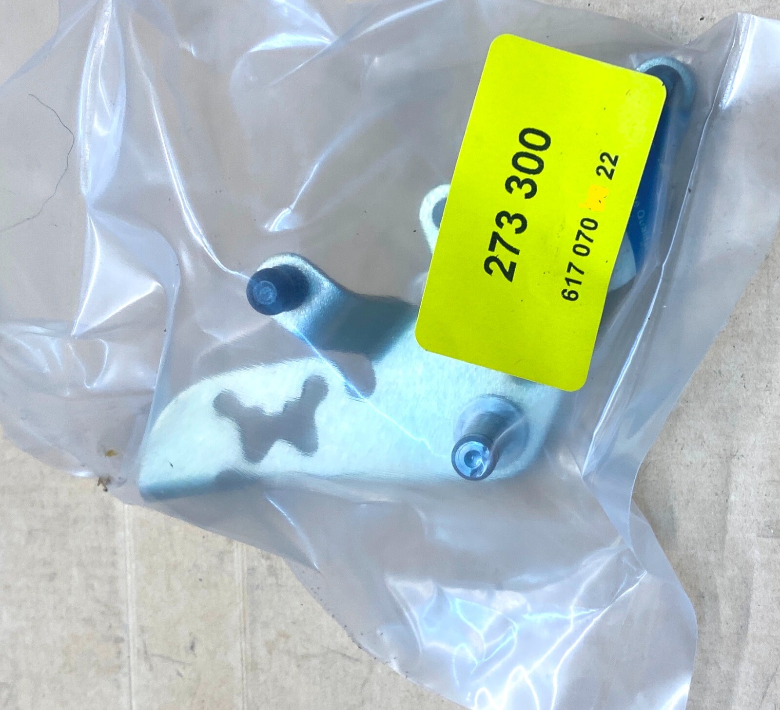 Mercedes 300D W115,W123 non turbo accelerator linkage 6170703222