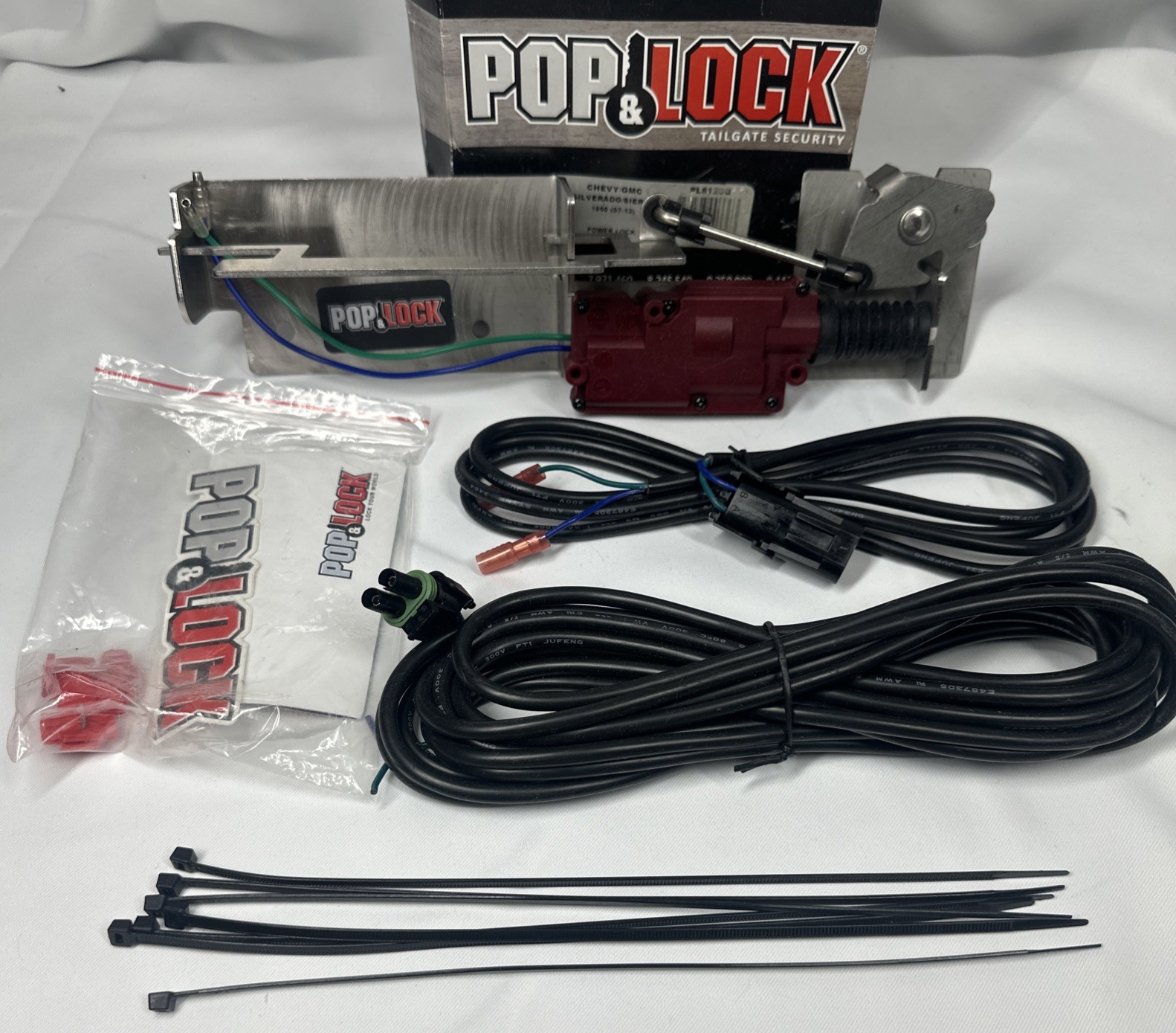 Pop and Lock Power Tailgate Lock Fits 2007-2013 Silverado / Sierra PL8120Q