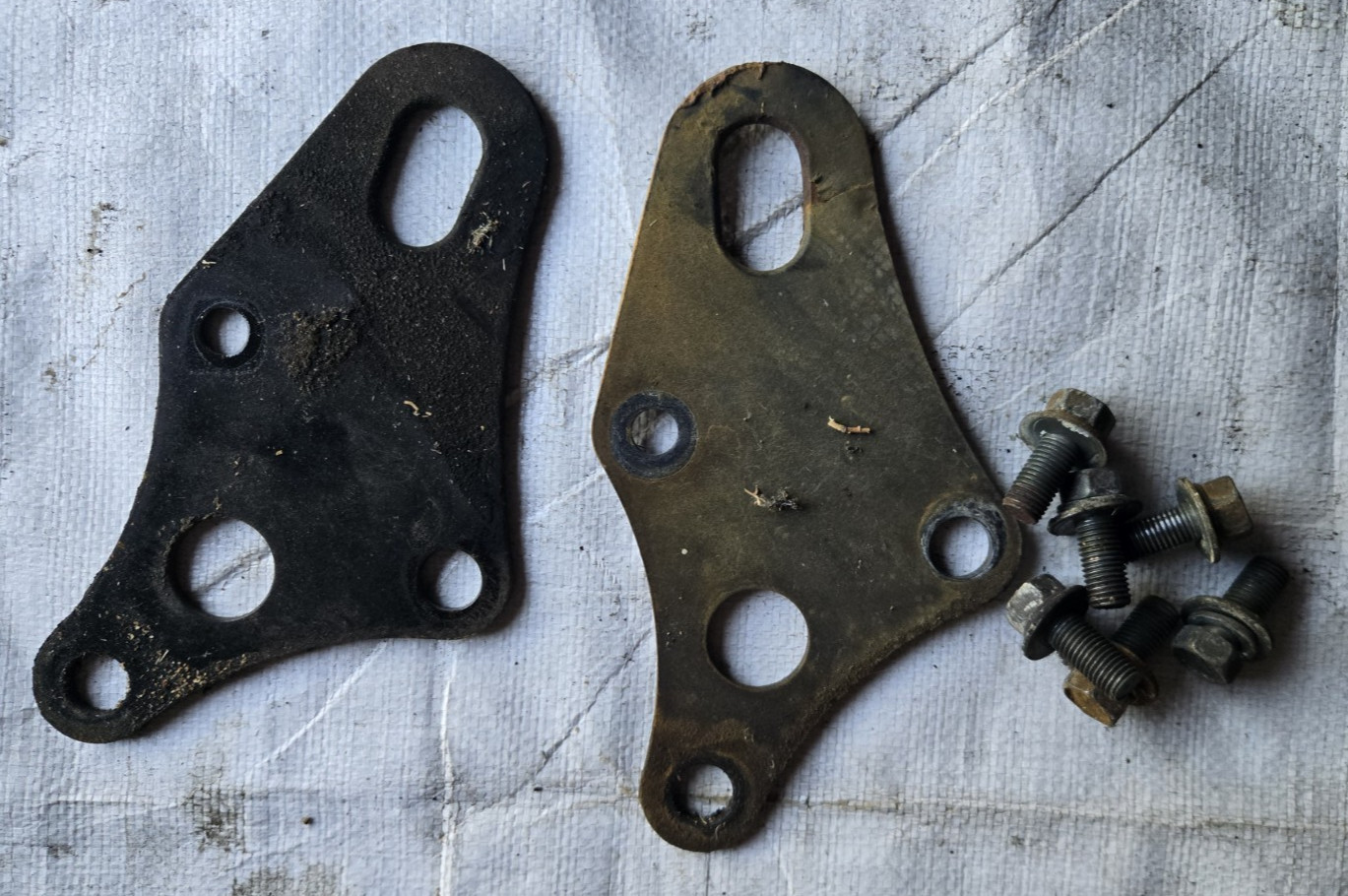 1990 - 1996 Nissan 300ZX Z32 front Tow hooks, Eye Lets OEM