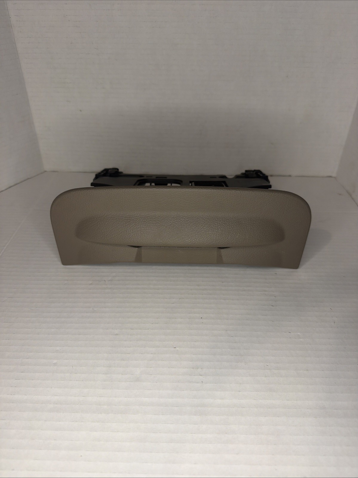 2003-2011 Crown Victoria Grand Marquis Cup Drink Holder With Ashtray Brown OEM 2003-2011 Crown Victoria Grand Marquis Cup Drink Holder With Ashtray Brown OEM