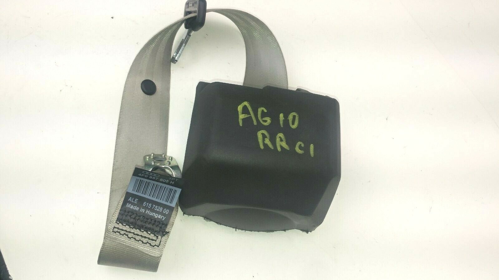 2009 2010 2011 AUDI A6 C6 - REAR Right OUTER LSEAT BELT RETRACTOR 4F0857805H 2009 2010 2011 AUDI A6 C6 - REAR Right OUTER LSEAT BELT RETRACTOR 4F0857805H