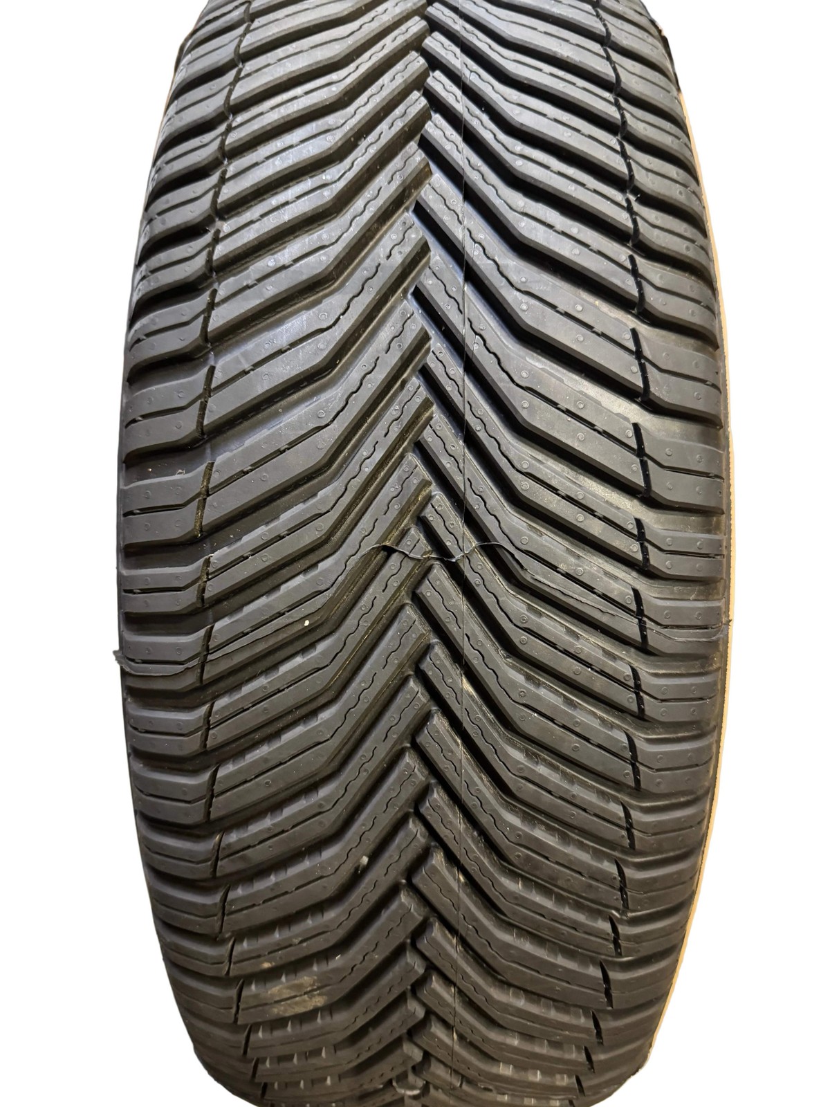 NOS MICHELIN CROSSCLIMATE2 BSW P 235 55 20 102H ALL SEASON TIRE 21889