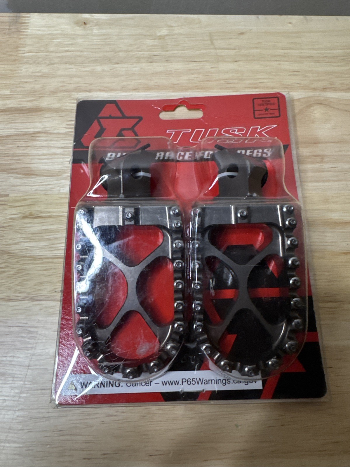 Tusk Billet Race Foot Pegs Tusk Billet Race Foot Pegs