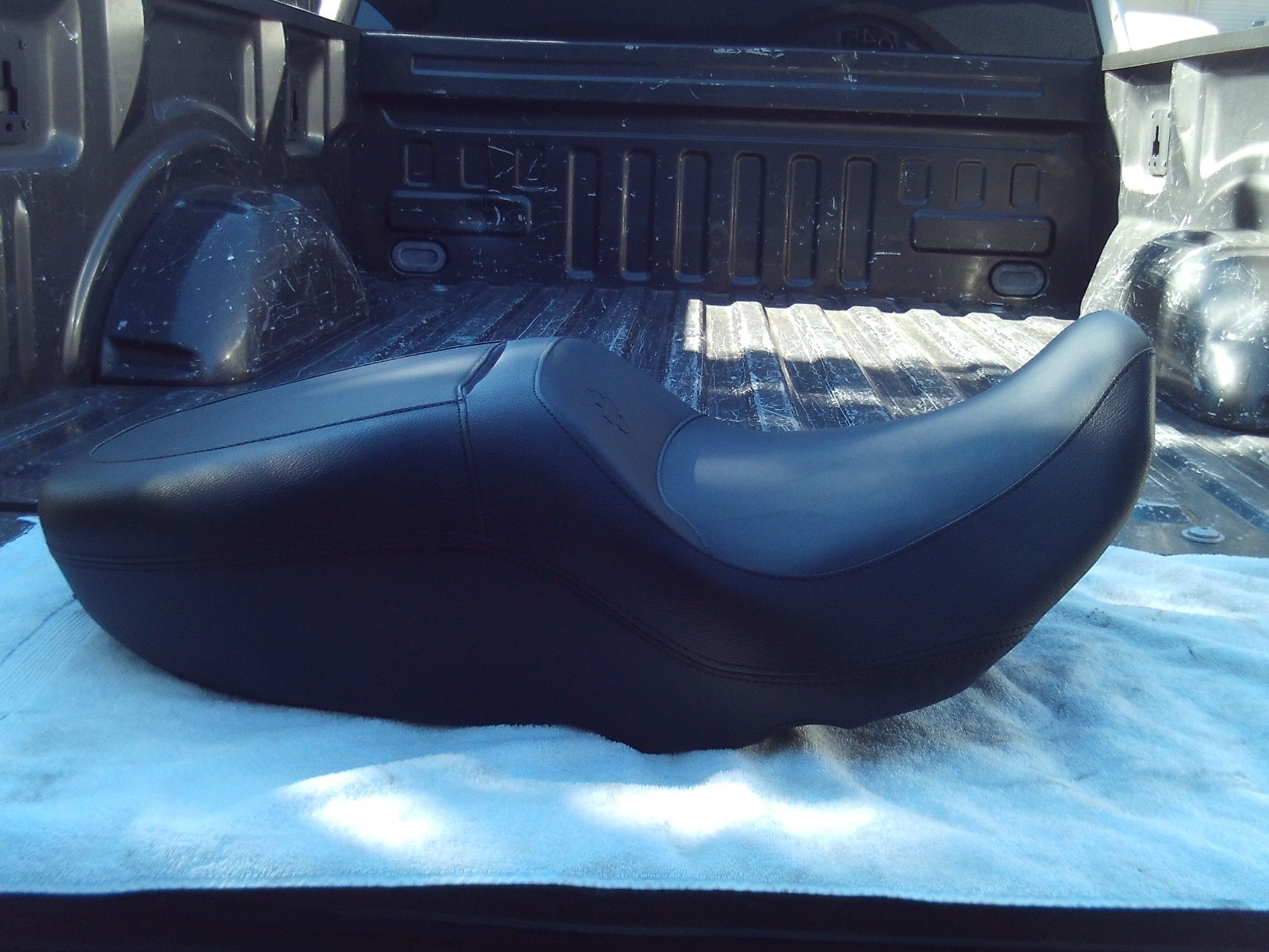 🔥2024-2026 Harley Road Glide street glide touring OEM Seat