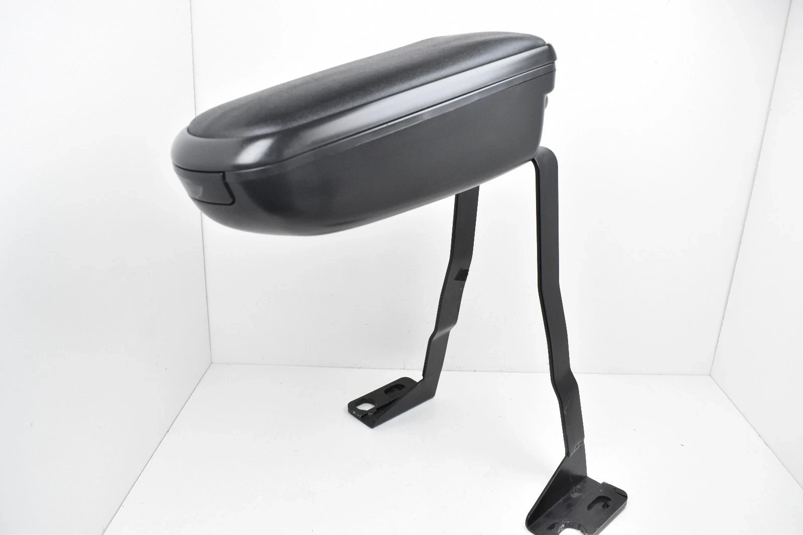 ✅ OEM Mini Cooper 2007 - 2015 R55 R56 Interior Center Console Armrest ✅ OEM Mini Cooper 2007 - 2015 R55 R56 Interior Center Console Armrest