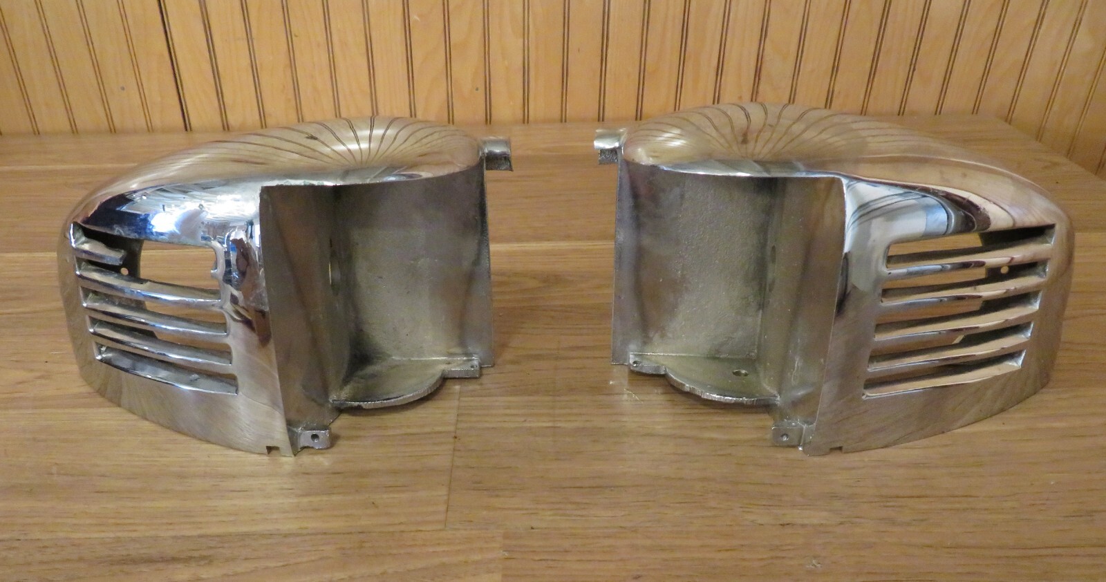 Vintage CHRIS CRAFT Wood Boat Bow Navigation Light Housings Chromed Bronze NOS Vintage CHRIS CRAFT Wood Boat Bow Navigation Light Housings Chromed Bronze NOS