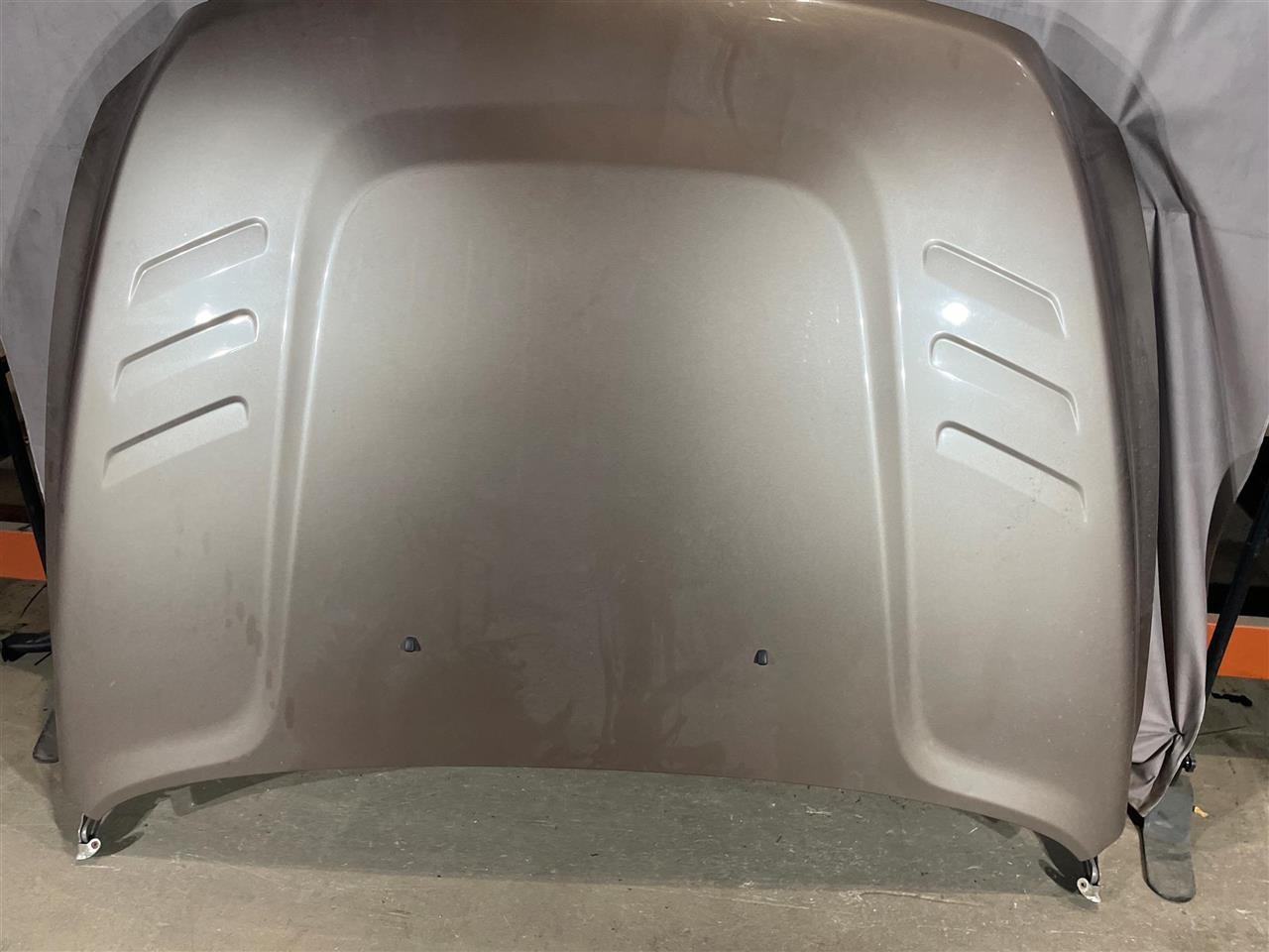 Used Hood fits: 2010 Dodge 2500 PICKUP chassis cab Grade A