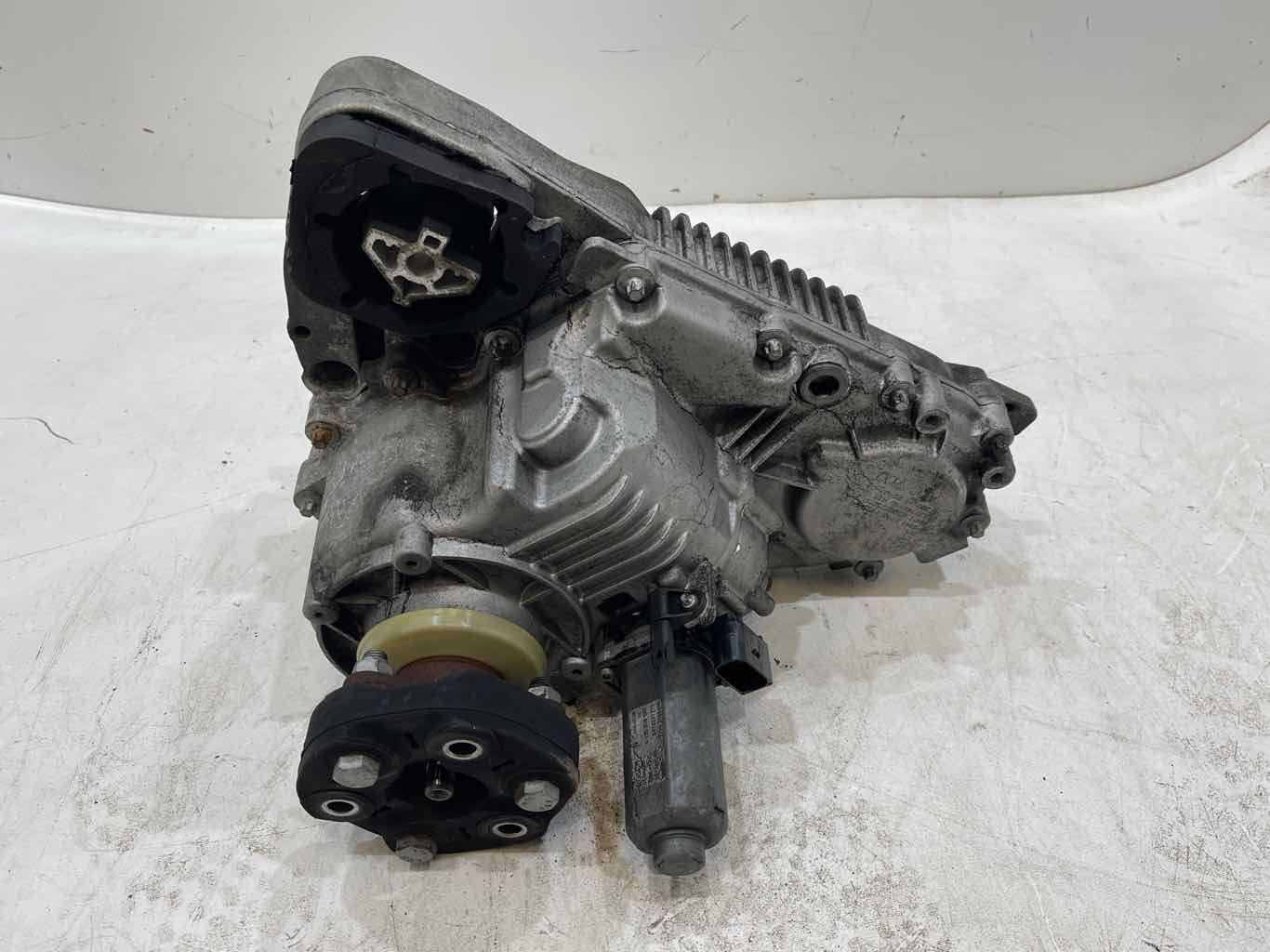 2010-2014 BMW X5M X6M 4.4L Twin Turbo Transfer Case 129K 7599887
