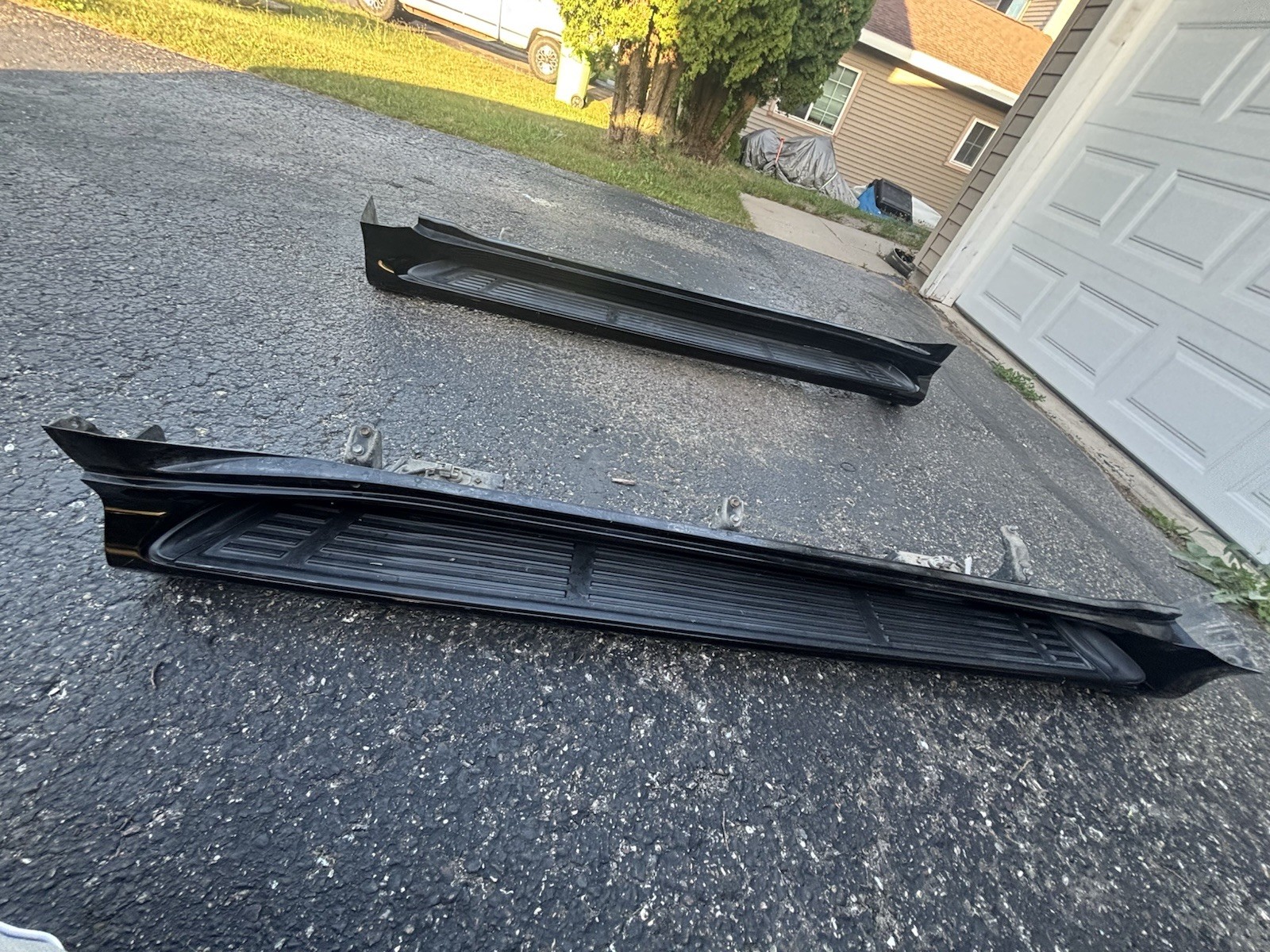 2010-2013 Lexus Gx460 oem Side Runners 2010-2013 Lexus Gx460 oem Side Runners