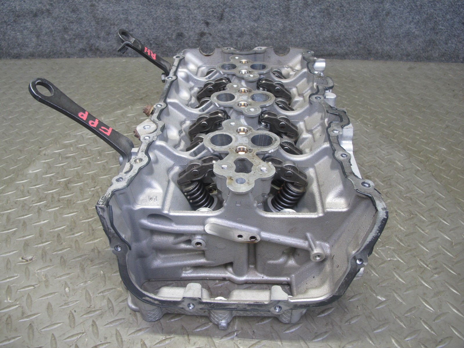 17-23 PORSCHE PANAMERA 971 2.9L CSZA ENGINE MOTOR RIGHT CYLINDER HEAD 43k MILES