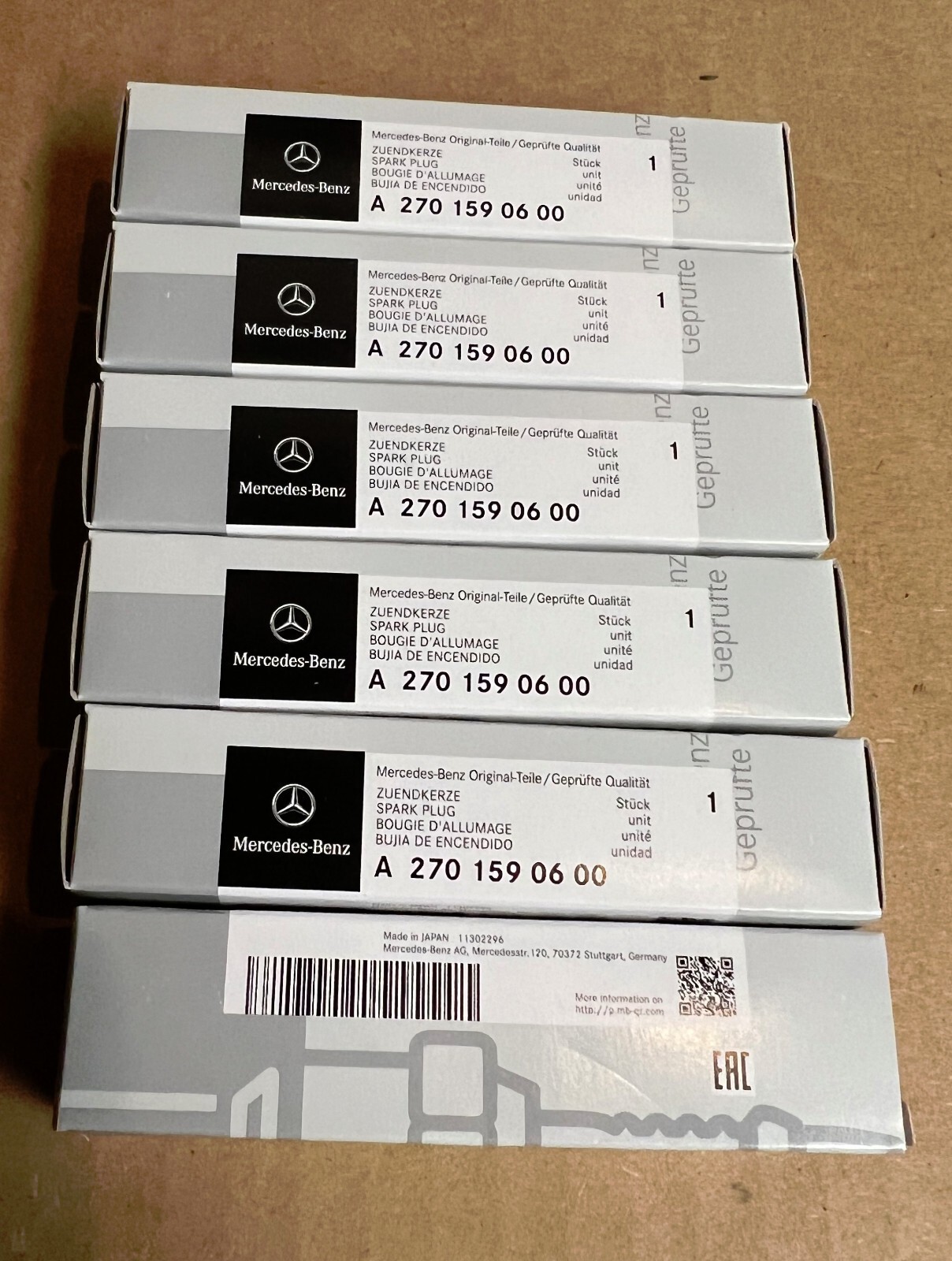 New Genuine OEM Mercedes A2701590600 - Set of 6 Spark Plugs ** SHIPS FREE New Genuine OEM Mercedes A2701590600 - Set of 6 Spark Plugs ** SHIPS FREE