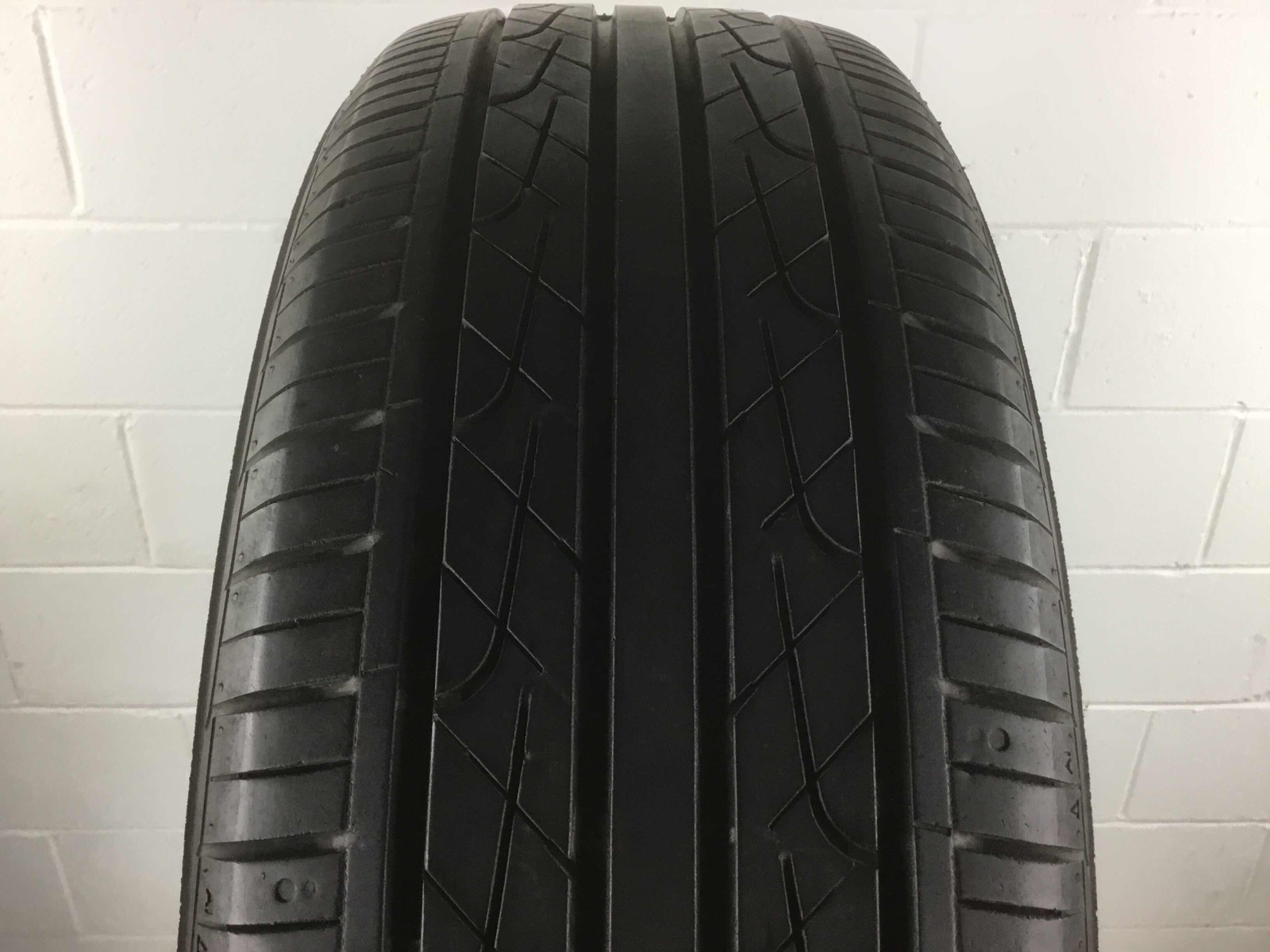 P185/55R16 Hankook Ventus V2 Concept 2 83 H Used 6/32nds