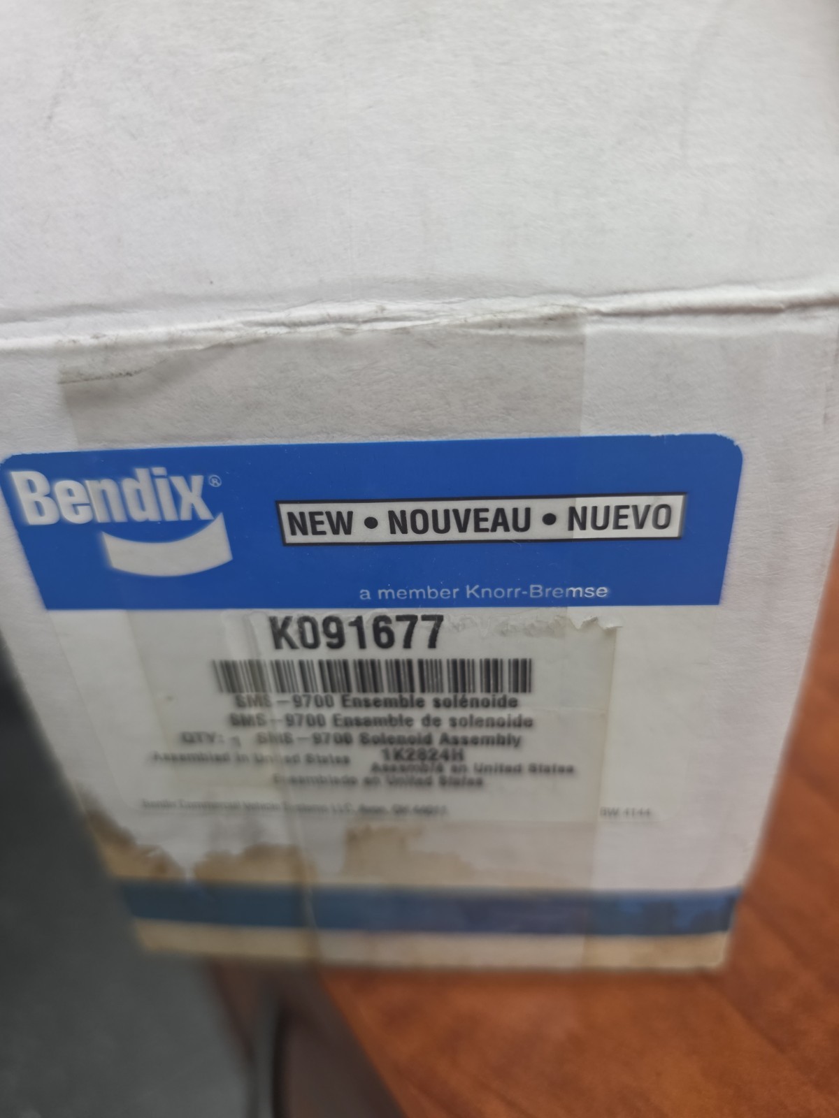 Bendix Air Brake Solenoid Valve. Part #K091677. New In Box