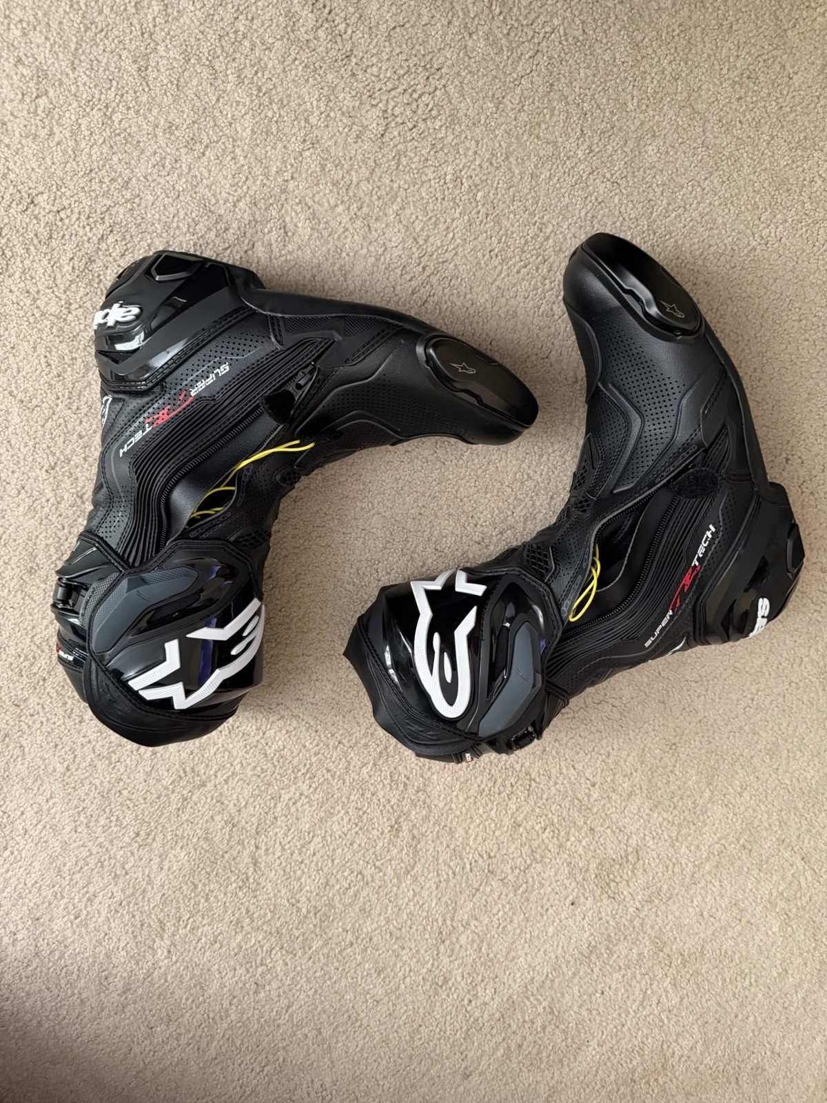 Alpinestars Supertech R Vented Boots Black US 9 EU 43 Like New w/ Box